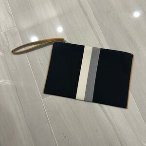 Large Rothy’s Wristlet